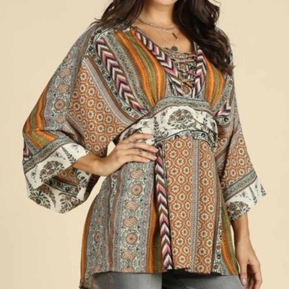 BOHO Kimono-Sleeve Top - size medium NEW